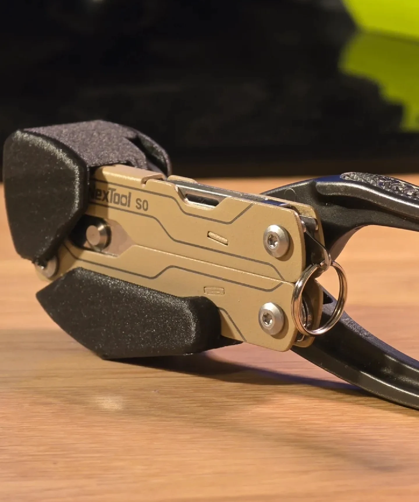 مشبك حامل مدمج مطبوع ثلاثي الأ - مراجعة Edc Carry Pliers وسعره